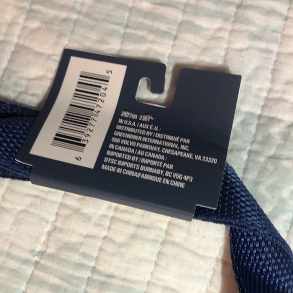 💙🤍💙 Crossbody Bag Tie-dye 💙🤍💙 NWT - Picture 5 of 5